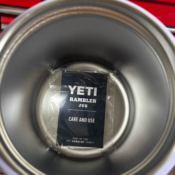 Yeti Rambler Half Gallon Jug Seasonal Color Cosmic Lilac Mag Cap Brand New - Picture 6 of 10